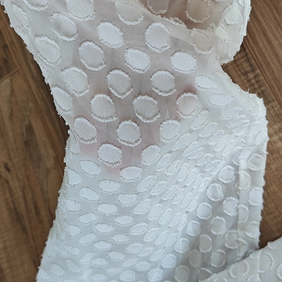 🎉Host Pick🎉 EUC Petite Polka Dot Blouse - Picture 7 of 8